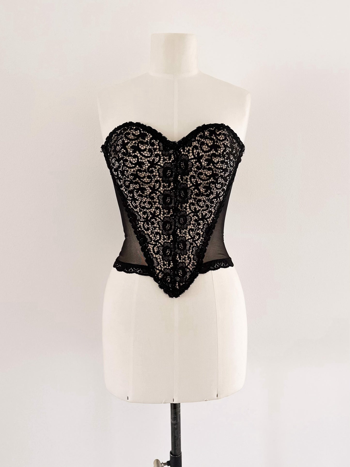 RARE ENGLISH DESIGNER CORSET (XS - M)