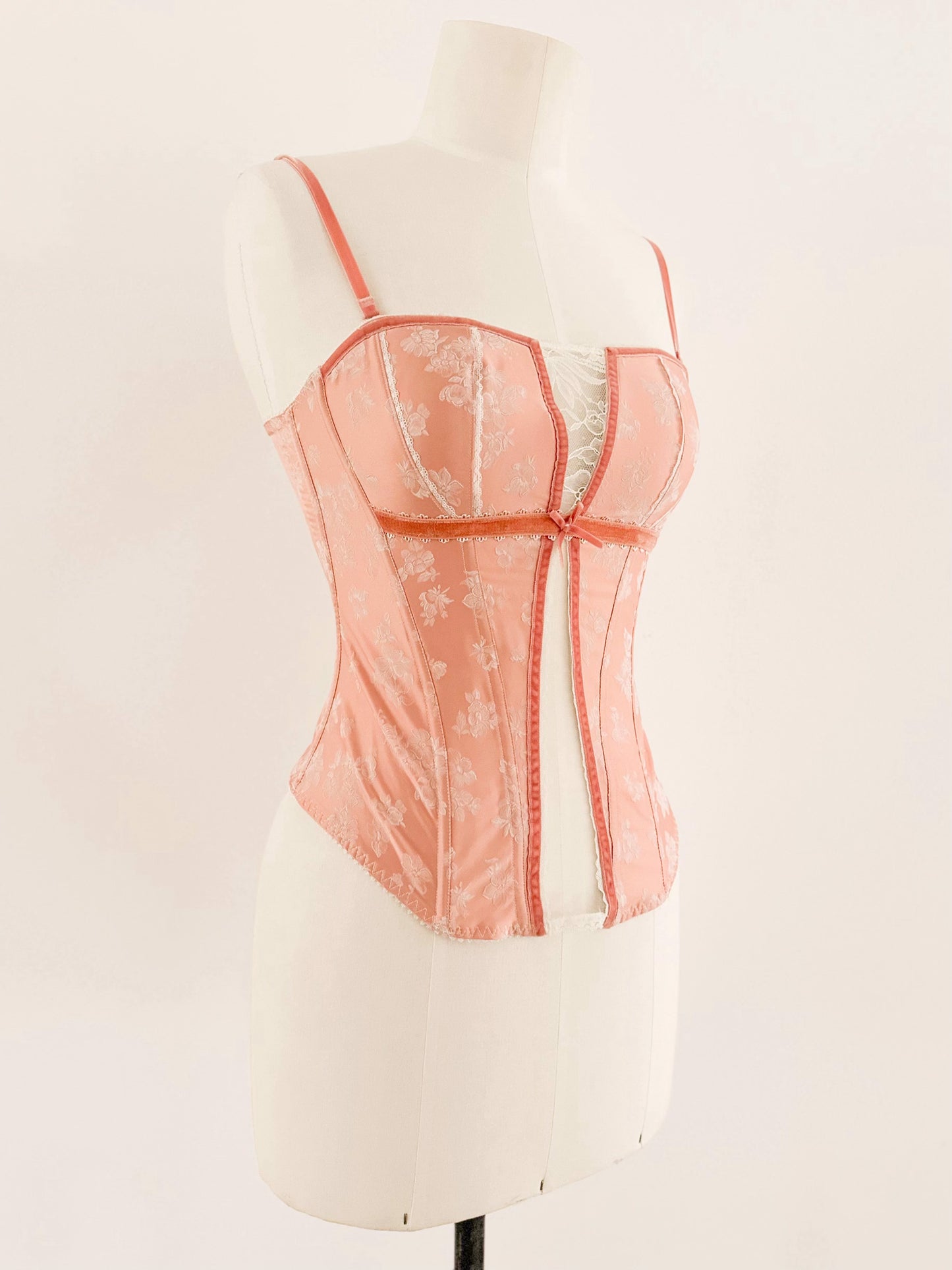 ROYAL PINK LACE CORSET (MULTIPLE SIZES)
