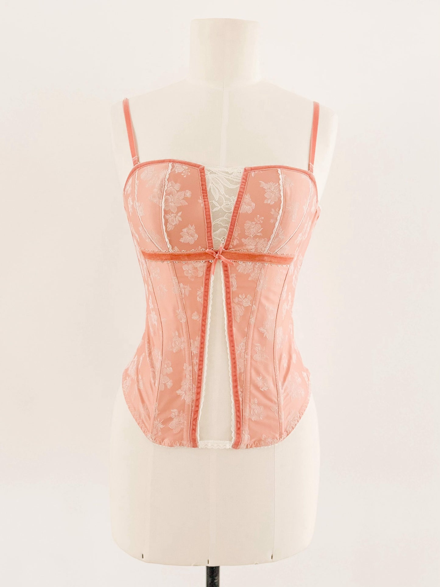 ROYAL PINK LACE CORSET (MULTIPLE SIZES)