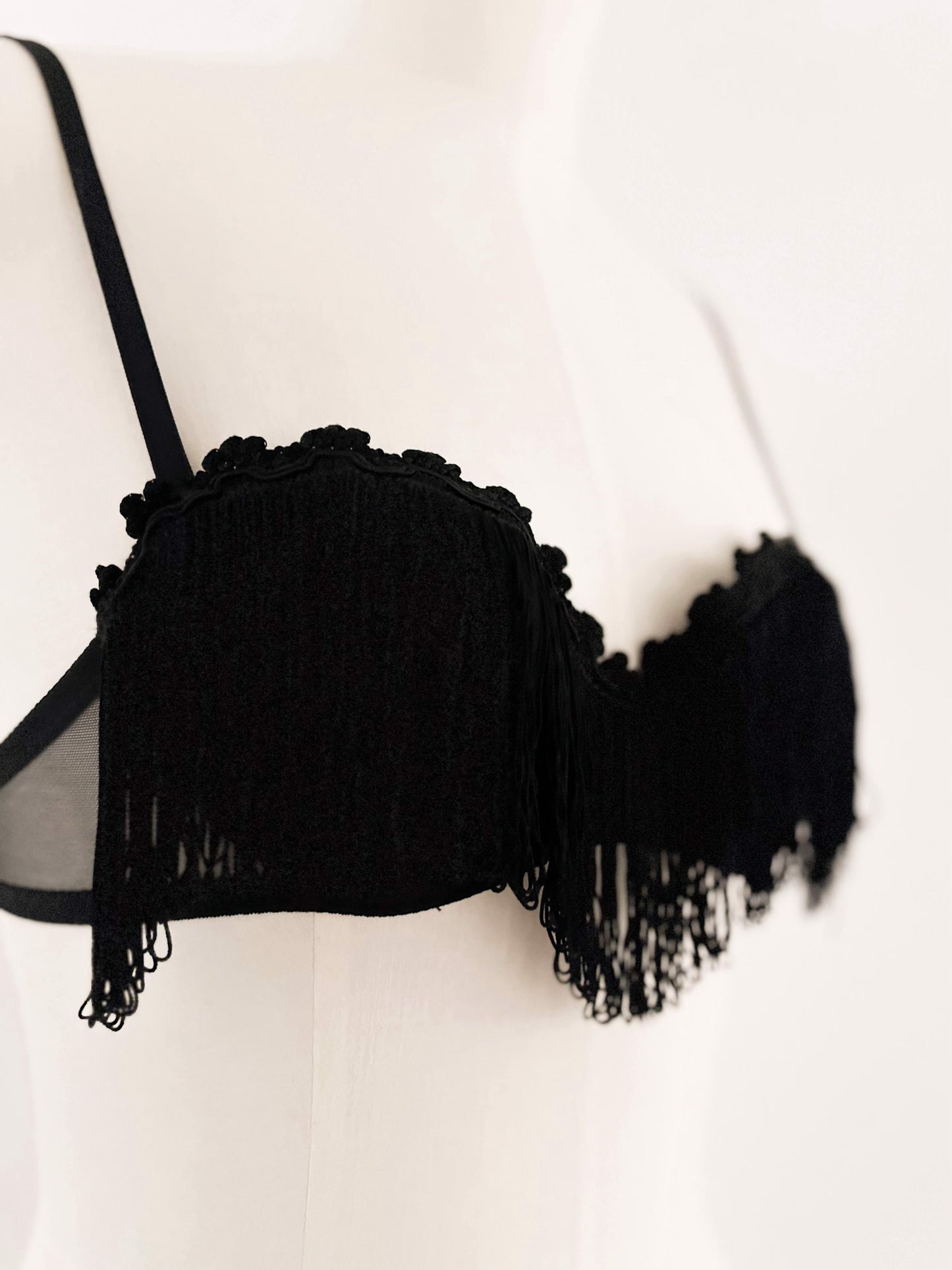 LA PERLA FRINGLE BRALETTE (70B/75A)