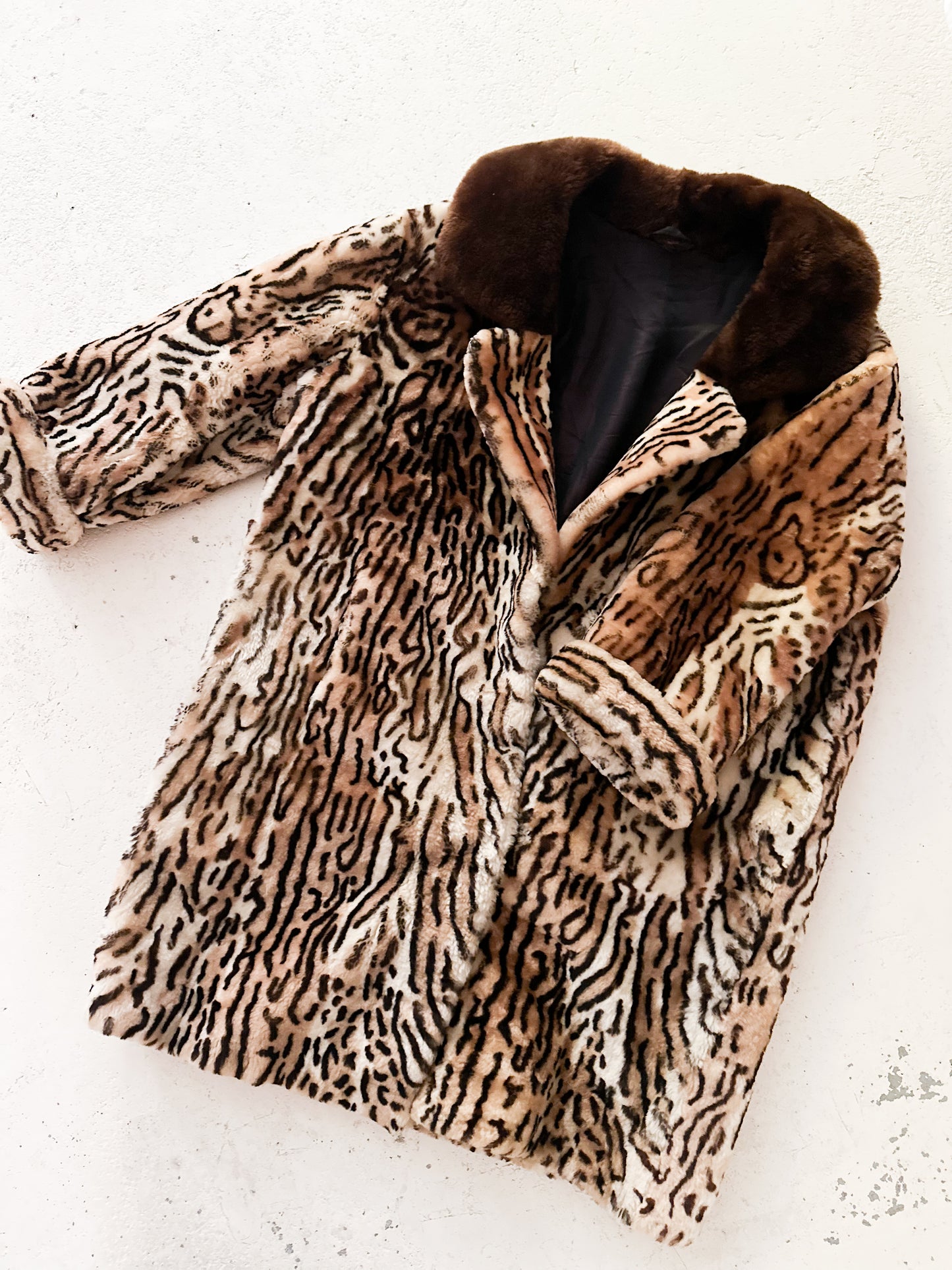 LEOPARD FAUX FUR COAT (L - XL)