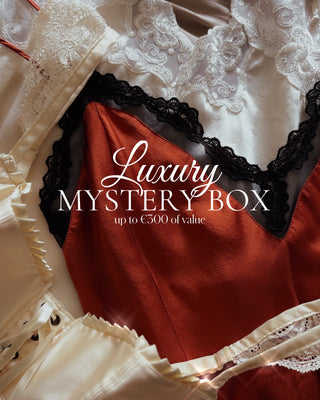 CORSET MYSTERY BOX
