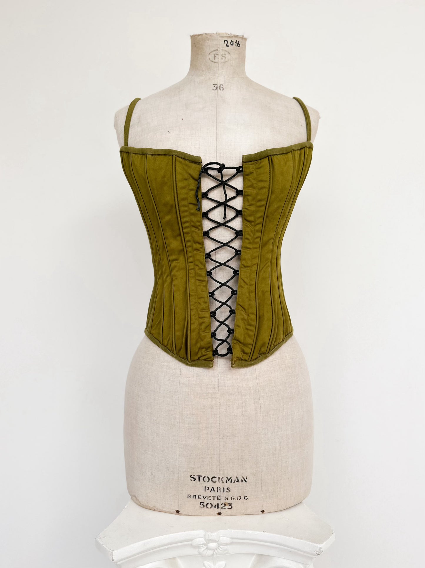 GREEN FOREST QUEEN CORSET (M -L)