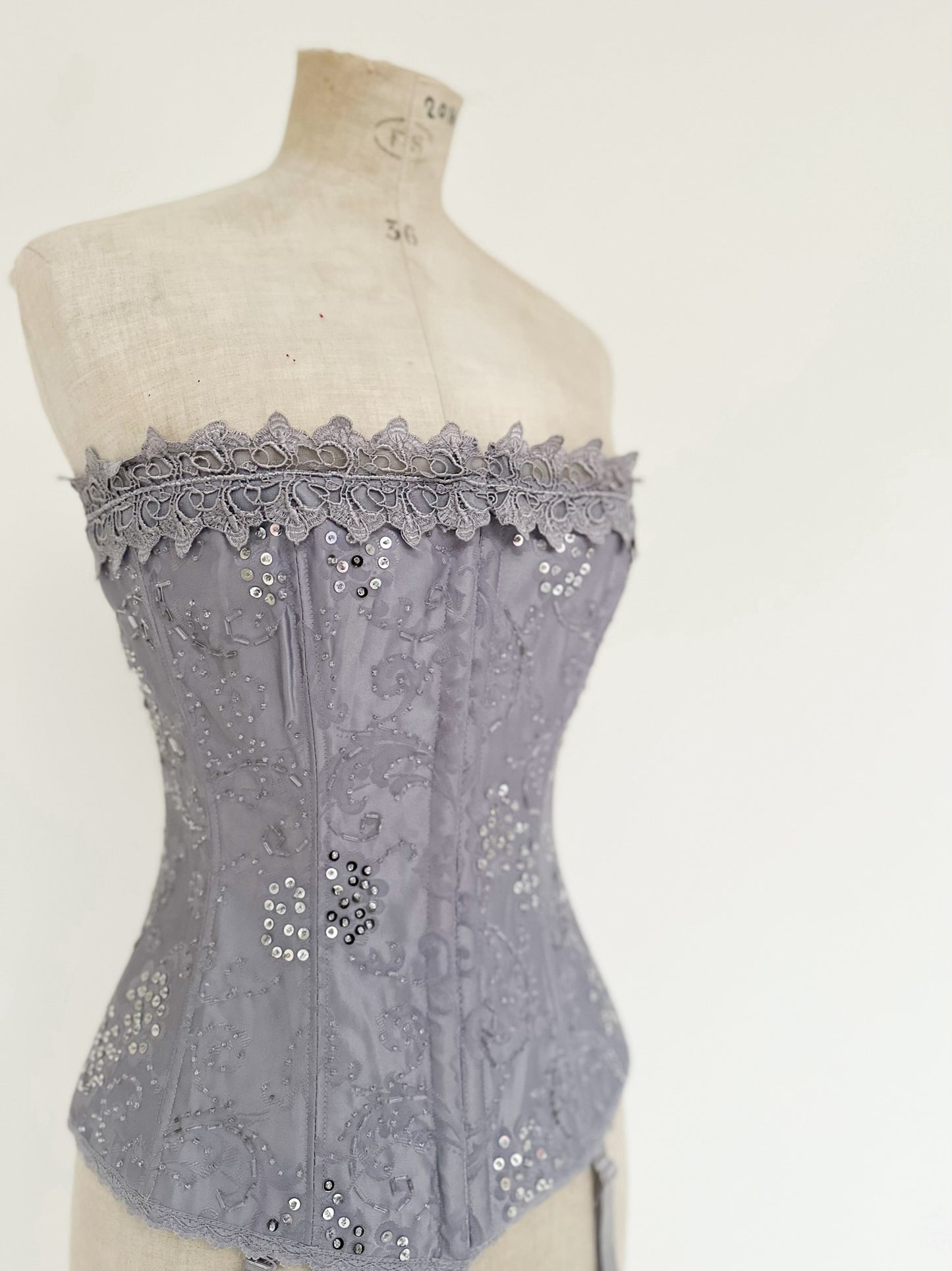LILAC SILVER HOLLYWOOD CORSET (M - L)