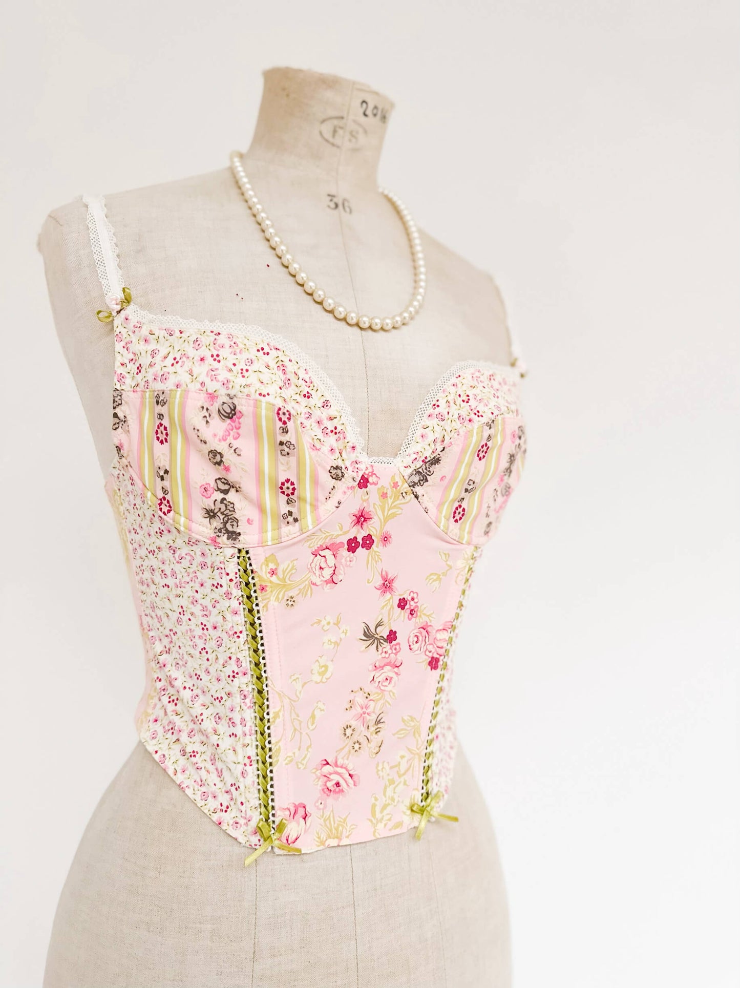 SOFT PINK FLORAL BUSTIER (75B/70C)