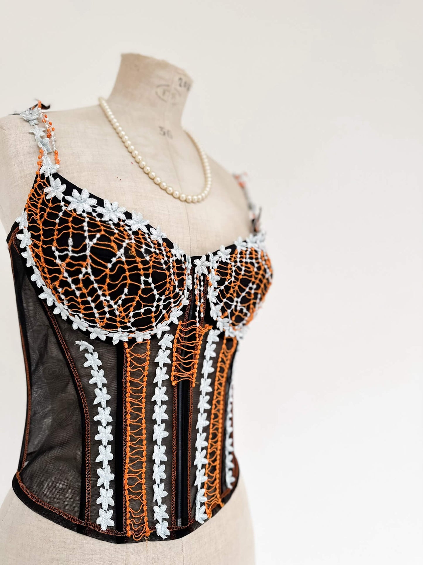 HAUTE COUTURE BELGIUM CORSET (75D/80C)