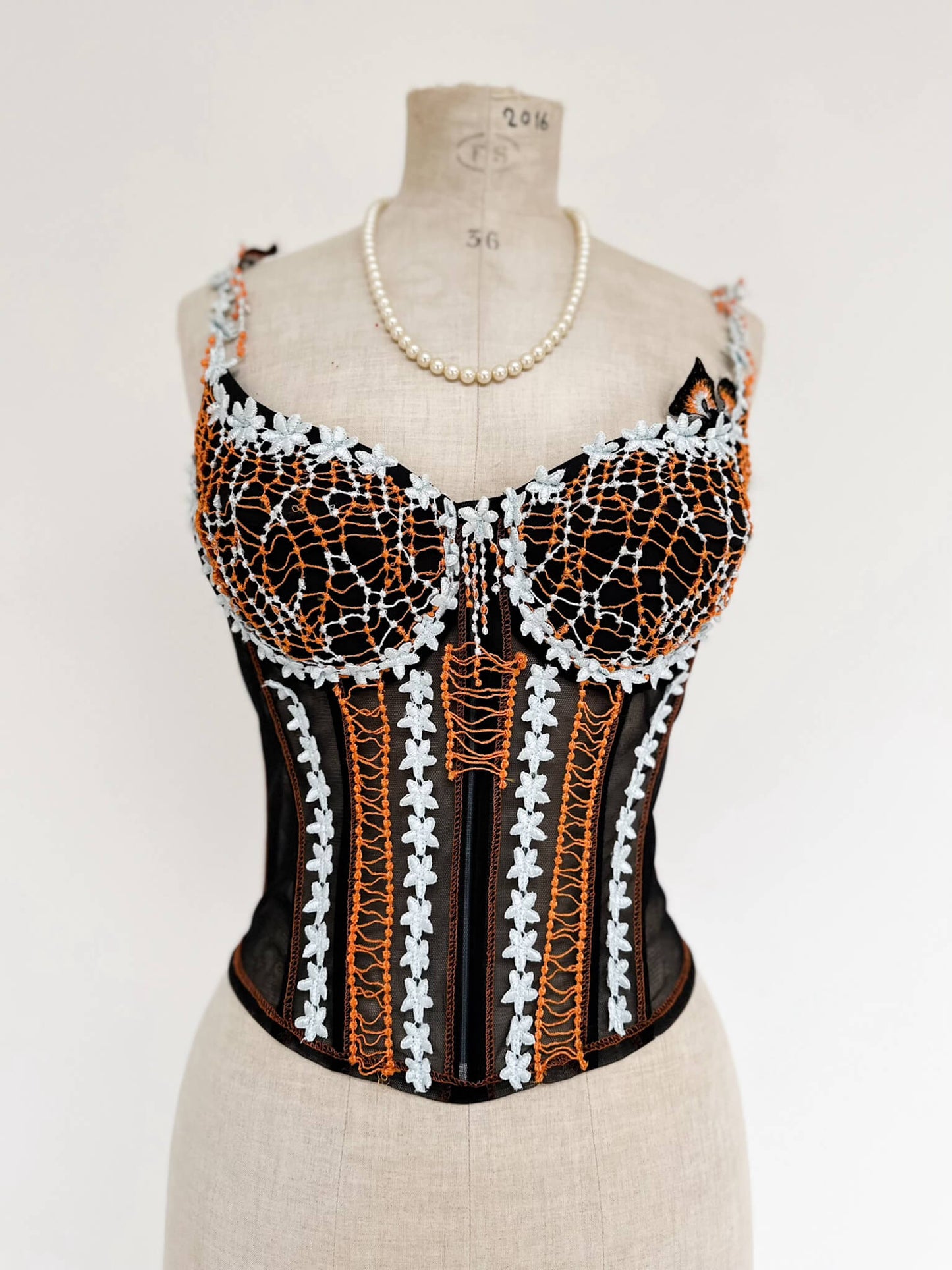 HAUTE COUTURE BELGIUM CORSET (75D/80C)