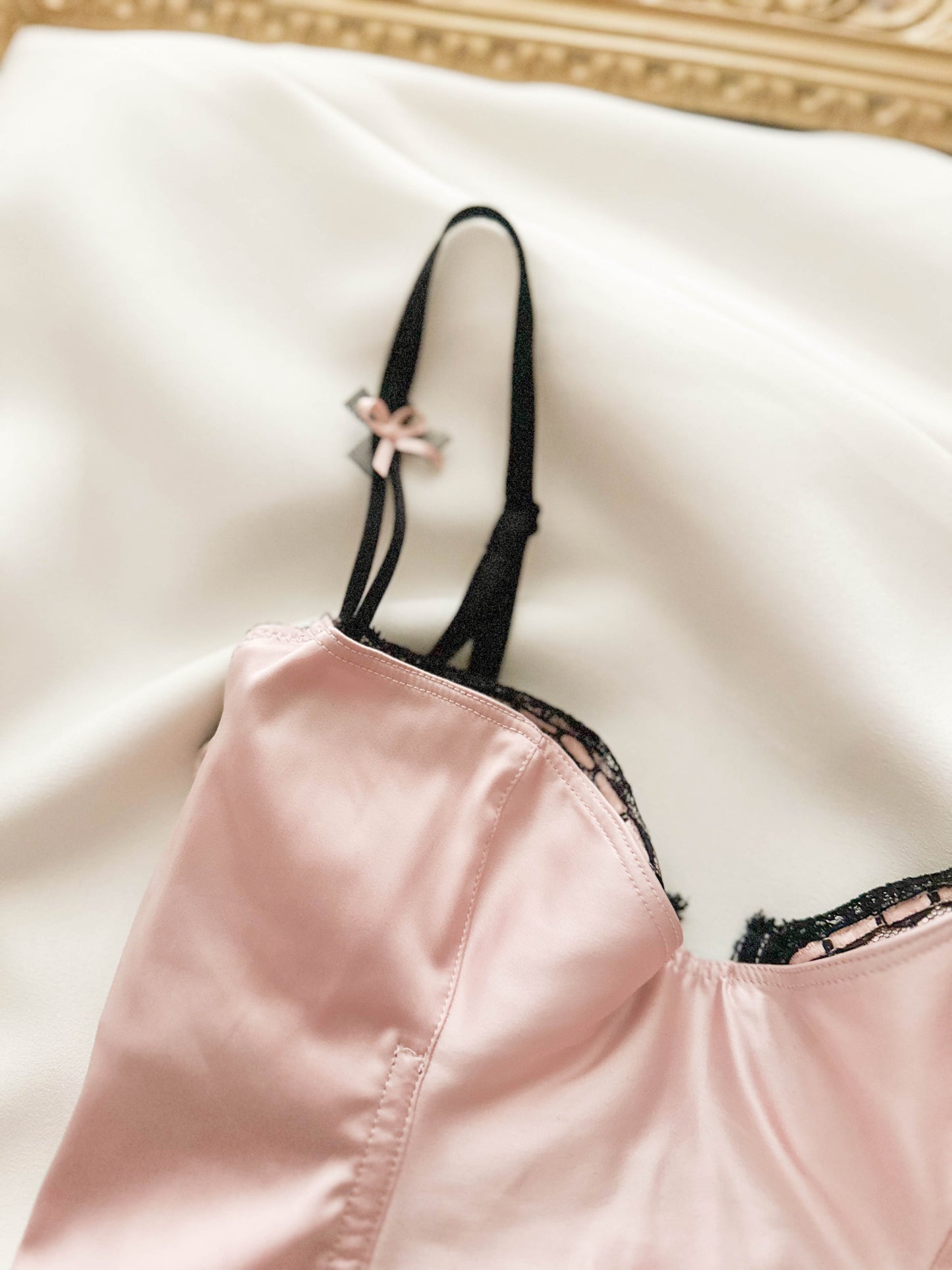 SATIN PINK DREAM BUSTIER (75B/70C)