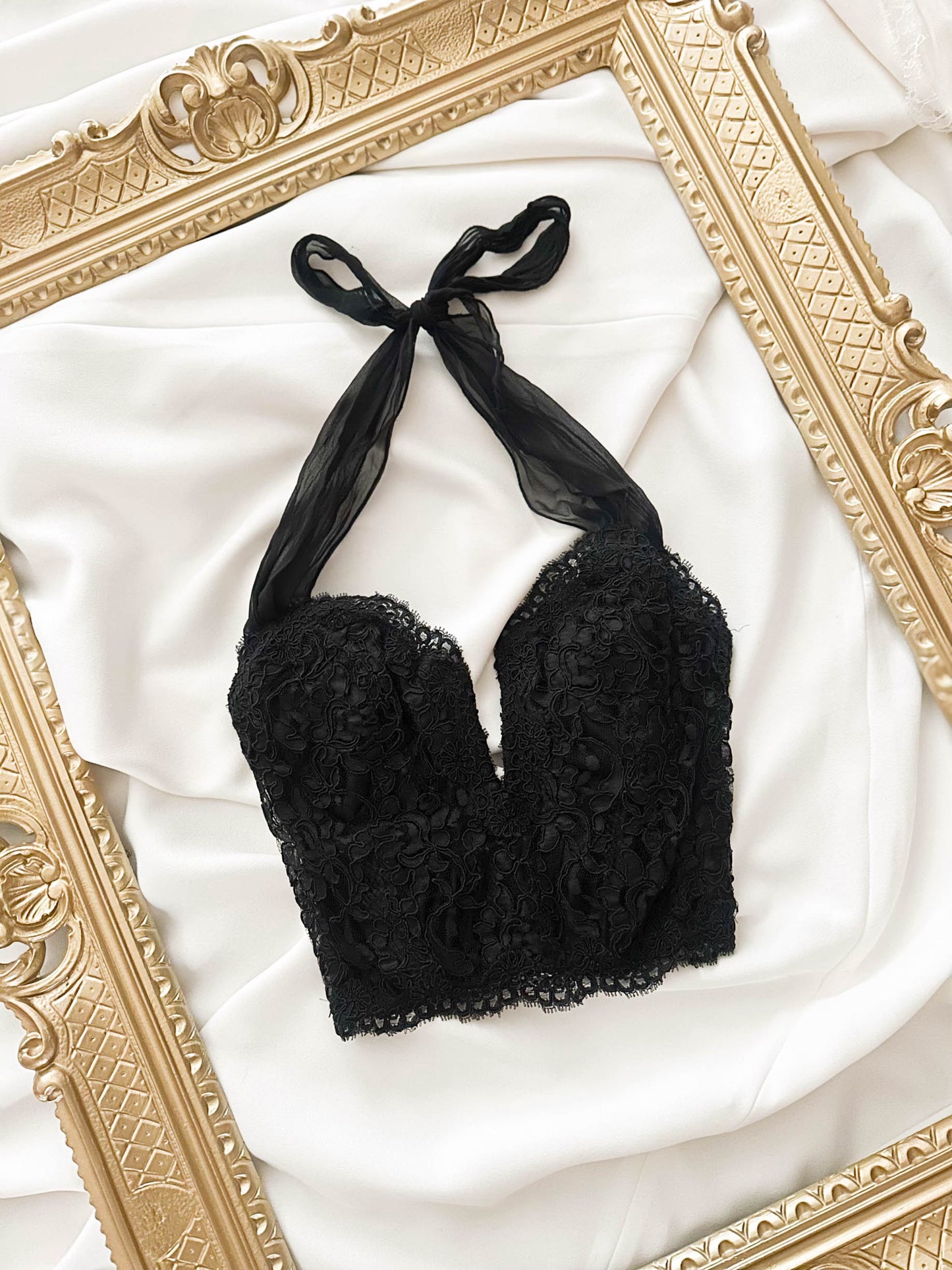 BLACK SILK AND LACE BUSTIER (75B/70C)