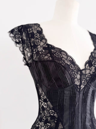 BLACK PLISSE LACE BUSTIER (75B/70C)
