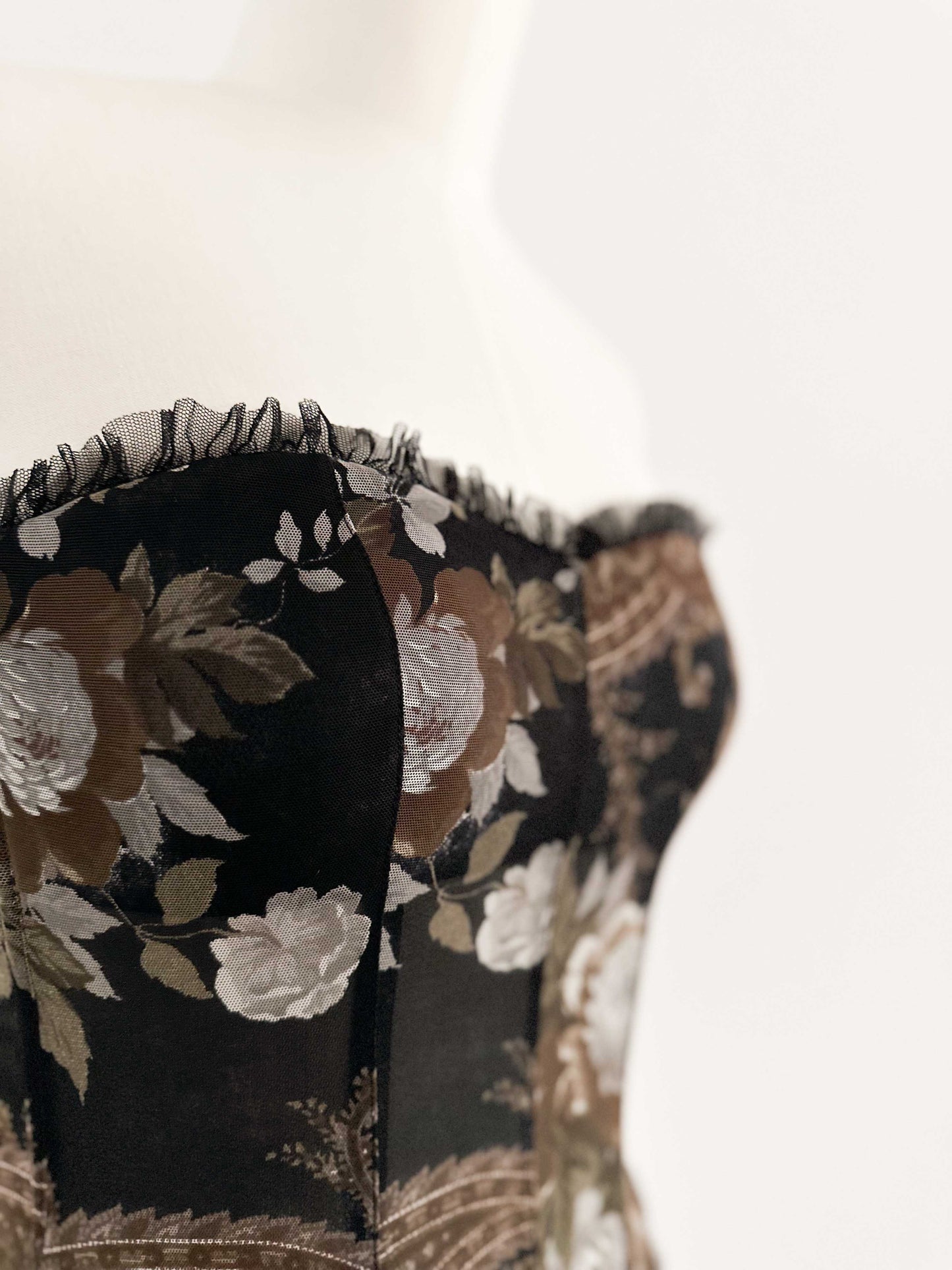 DARK FLORAL BUSTIER (XS - S)