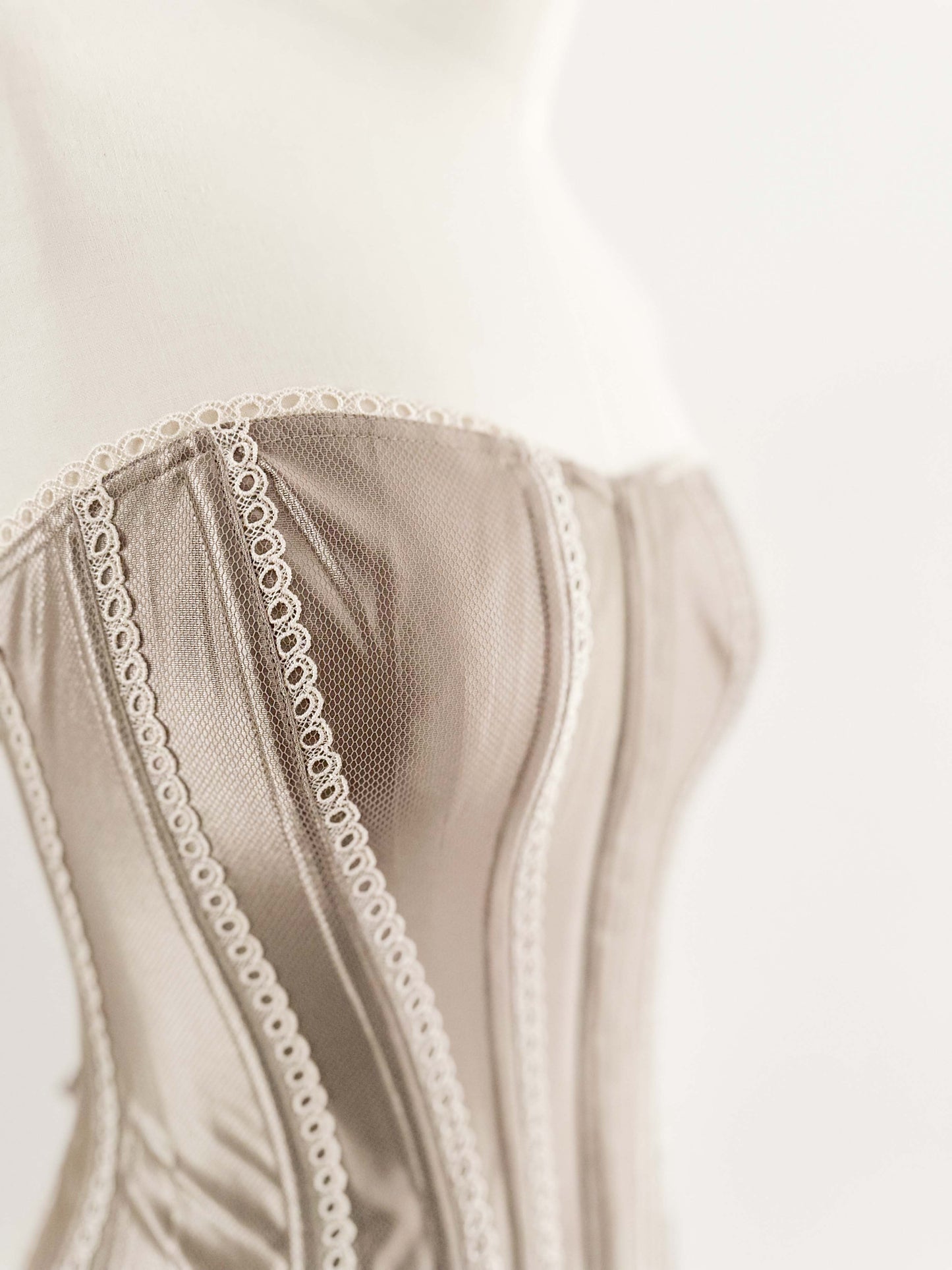 METALLIC ROMANCE CORSET (S - M/L)