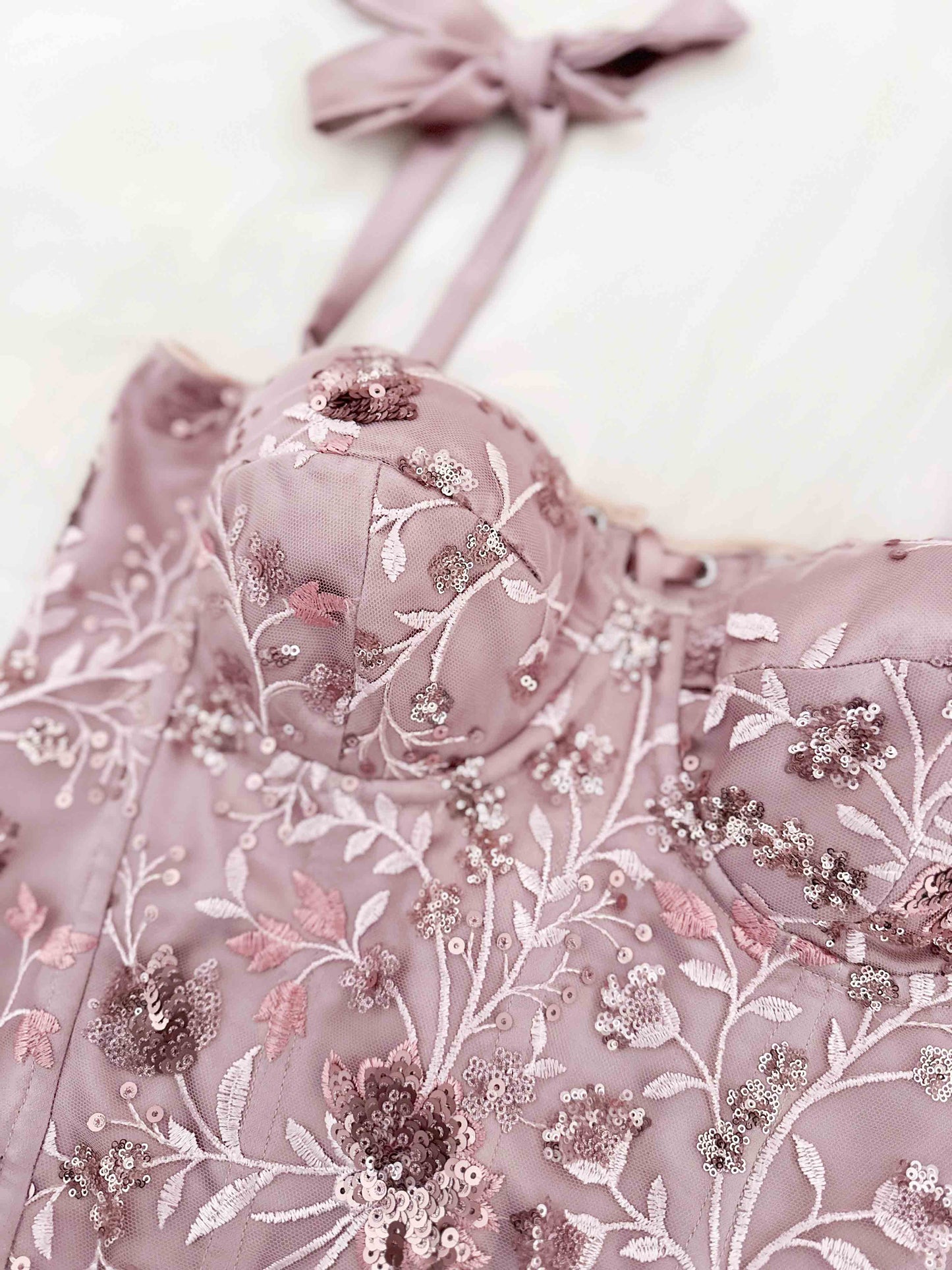 MAUVE/LAVENDER SEQUIN BOW CORSET (85C/80D/75E)
