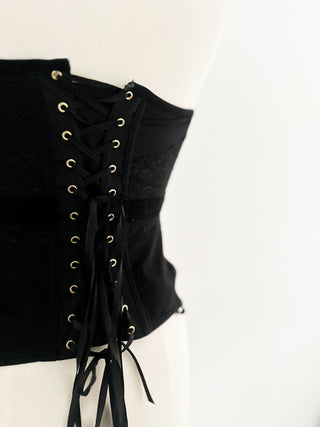 CLASSIC BLACK LACE CORSET (L, EU 40)