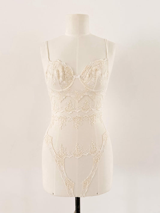 IVORY GOLDEN BAROQUE BODICE (75B/70C)