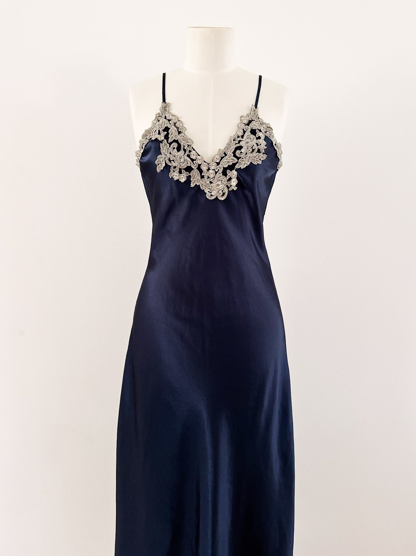 MARINE BLUE LONG DRESS (S - M)