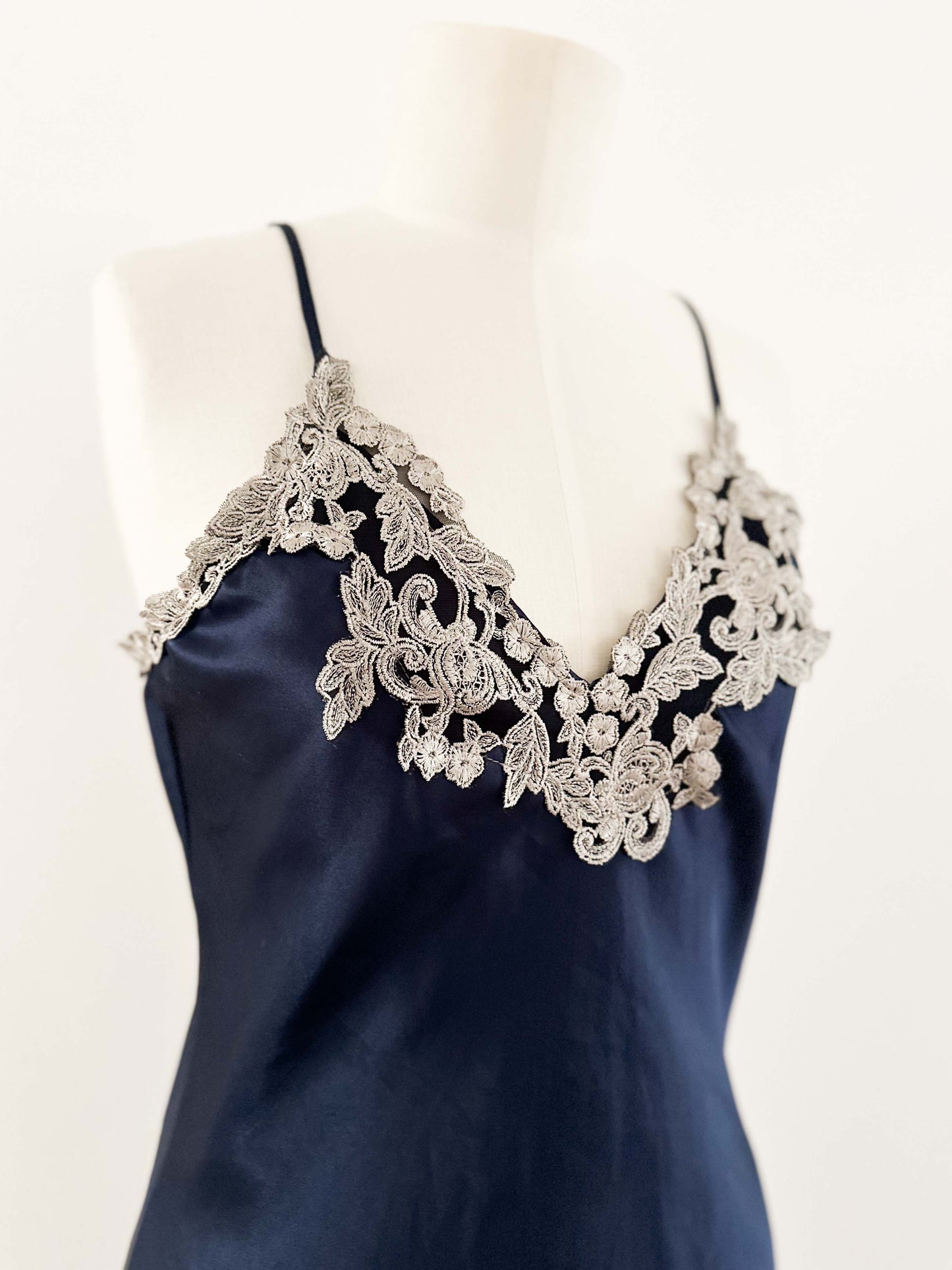 MARINE BLUE LONG DRESS (S - M)