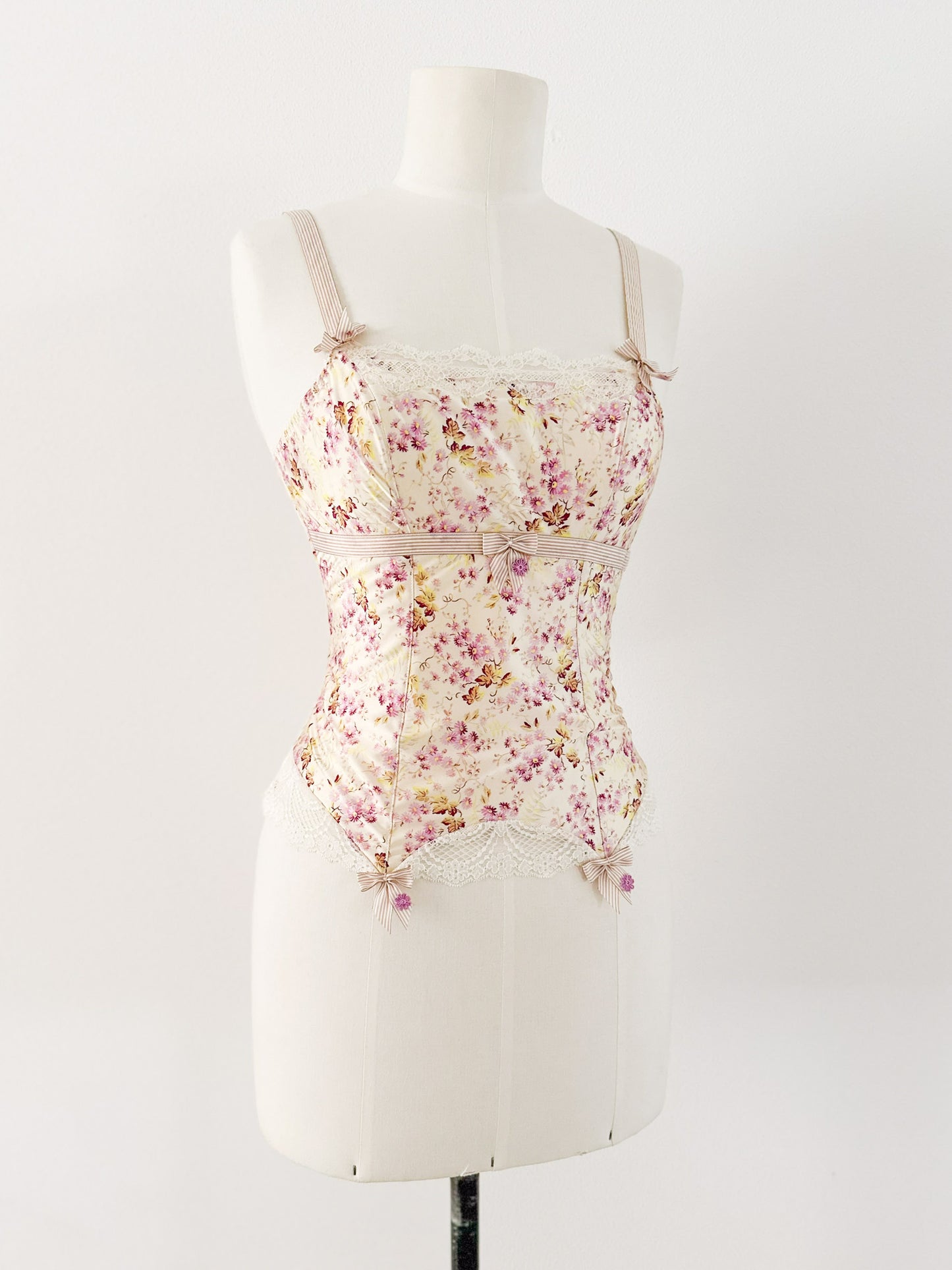 ROMANTIC FLORAL CORSET (XS - M)