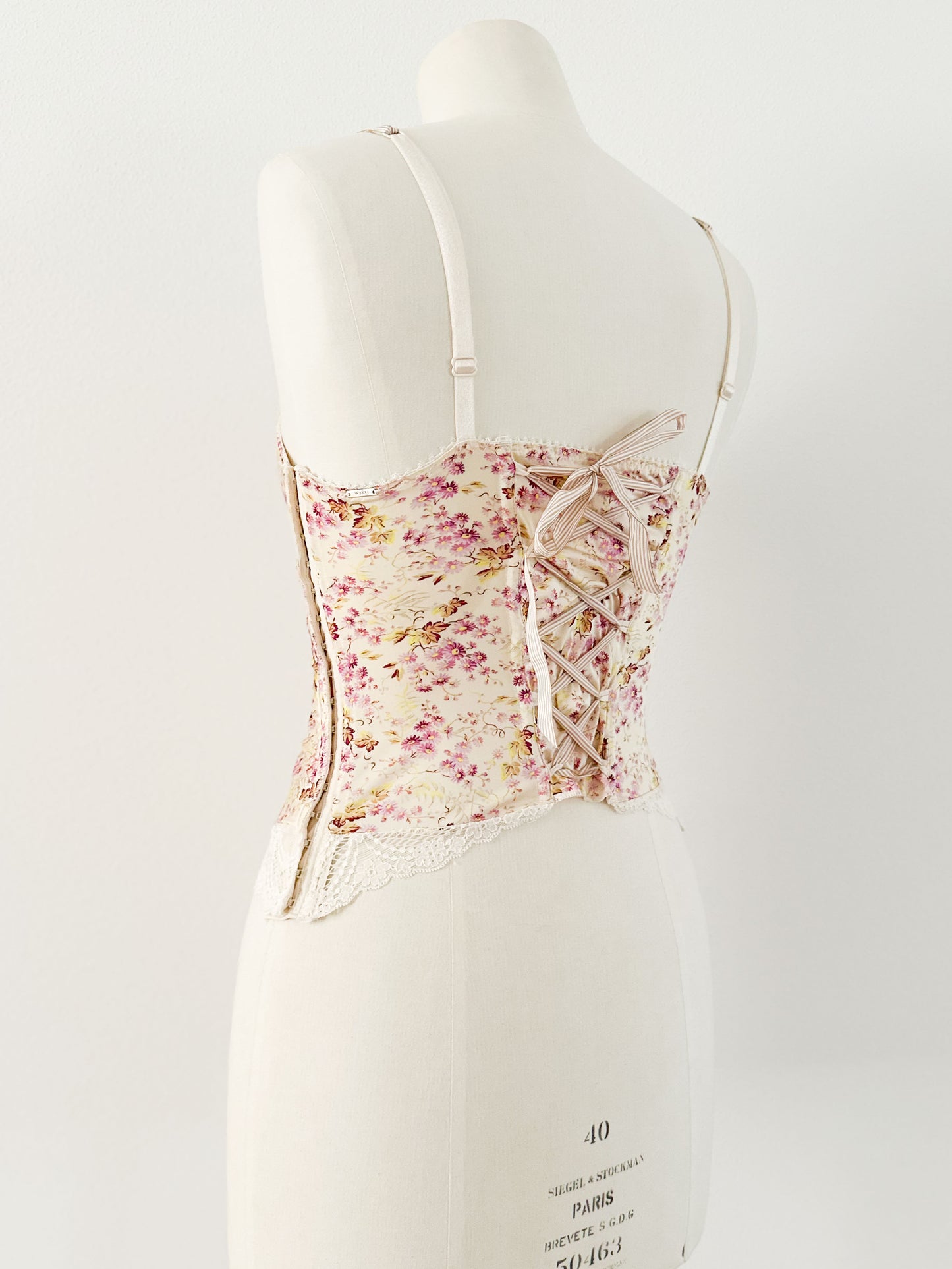 ROMANTIC FLORAL CORSET (XS - M)