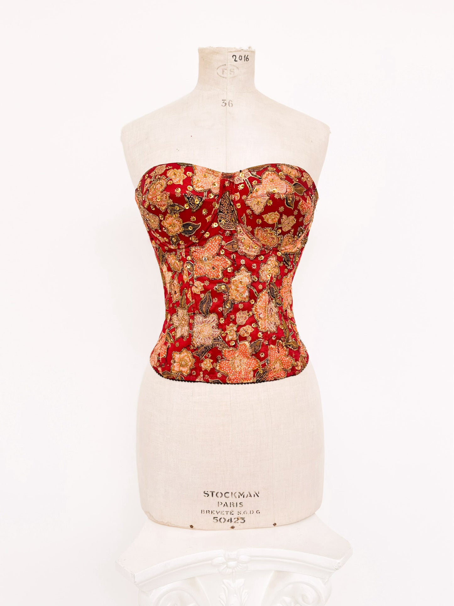 RED BATIC FLORAL BUSTIER (S - M)
